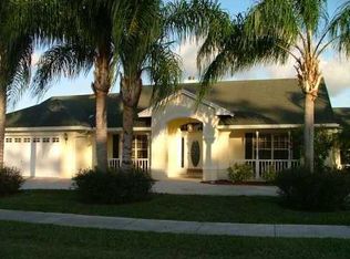 133 Waterway Rd, Royal Palm Beach, FL 33411