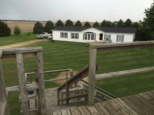 698 German Rd, Paw Paw, IL 61353