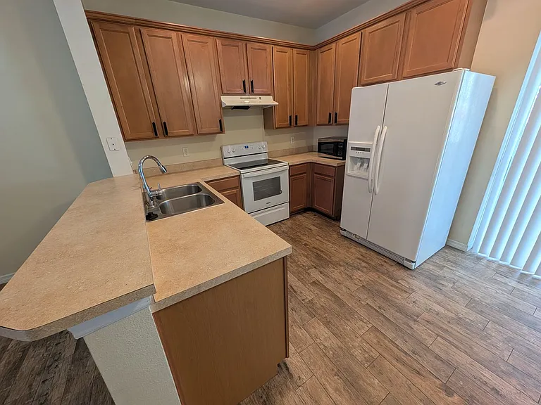 6581 Black Mangrove Dr — Photo 2