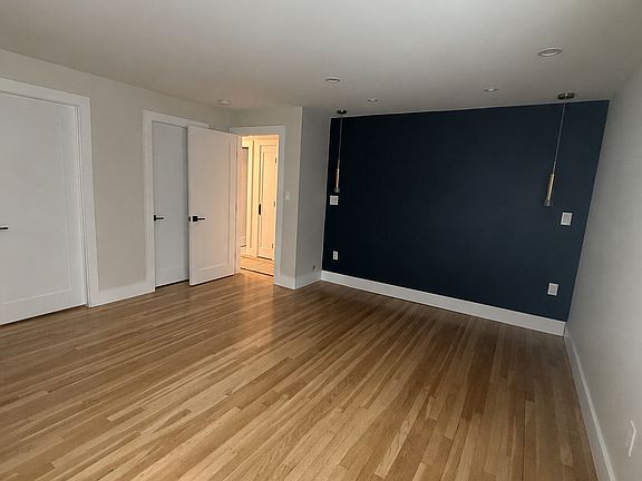 5th image of 35 Williams Rd
