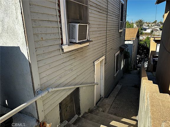 2nd image of 451 S Lorena St