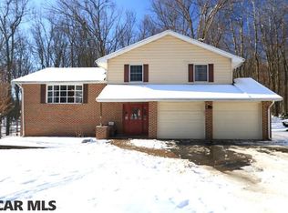 693 Berkshire Dr, State College, PA 16803