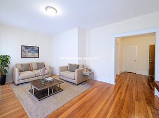 1409 Commonwealth Ave APT 403, Brighton, MA 02135