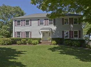 32 Wilkinson Rd, Randolph, NJ 07869