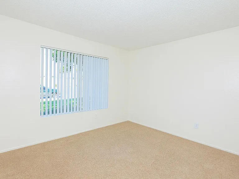 Five Coves Apartment Homes — Photo 42