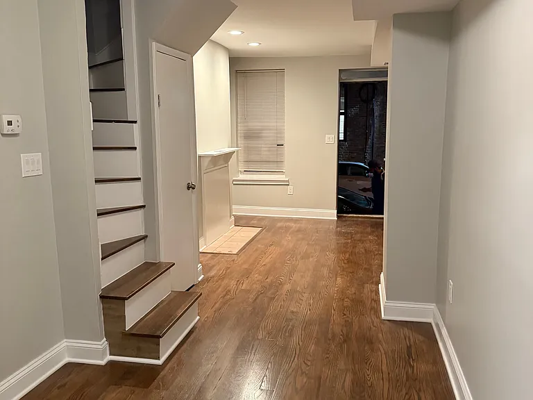 205 Penn St — Photo 4