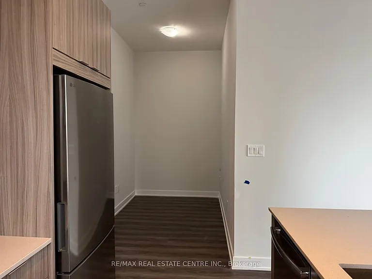 430 Square One Dr #519 — Photo 5