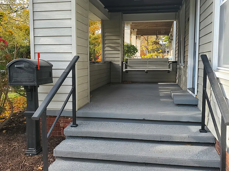 1232 Woodward Ave — Photo 2