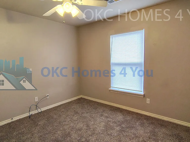 606 Garrison Ln — Photo 35