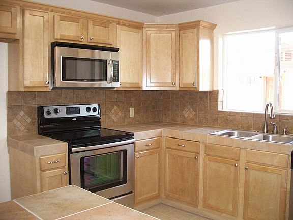 Newly Remodeled Kitchen