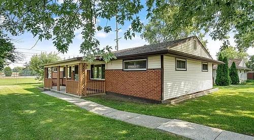 344 Marview Ave Photo 1