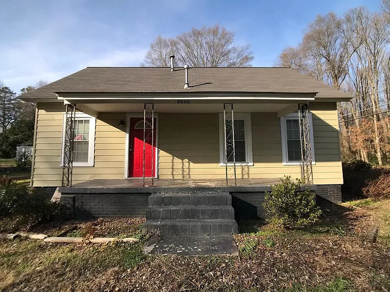 8600 Moores Chapel Rd — Photo 1