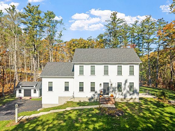 3rd image of 43 Old Colony Rd