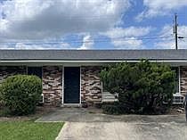 1st image of 128 Dogwood Ln #1