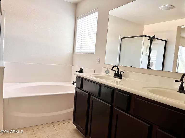 2850 S Brett St — Photo 14