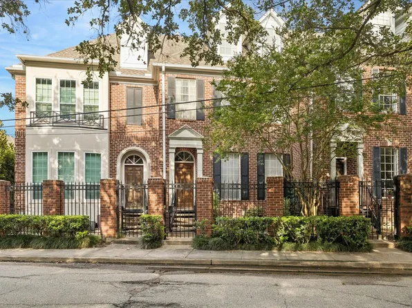 6845 Staffordshire St, Houston, TX 77030