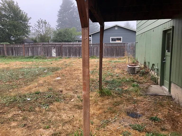 1009 N Hulet Ave — Photo 18