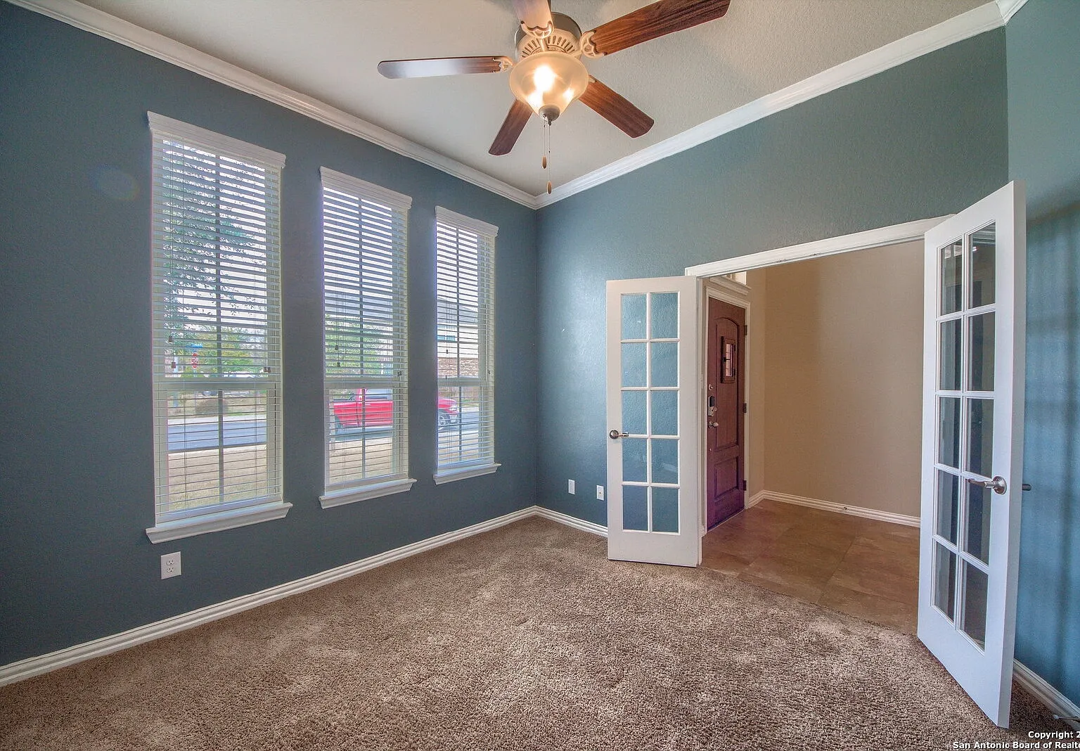 4 bed, 3.5 bath, 3245 sqft, $2,475 — Photo 4