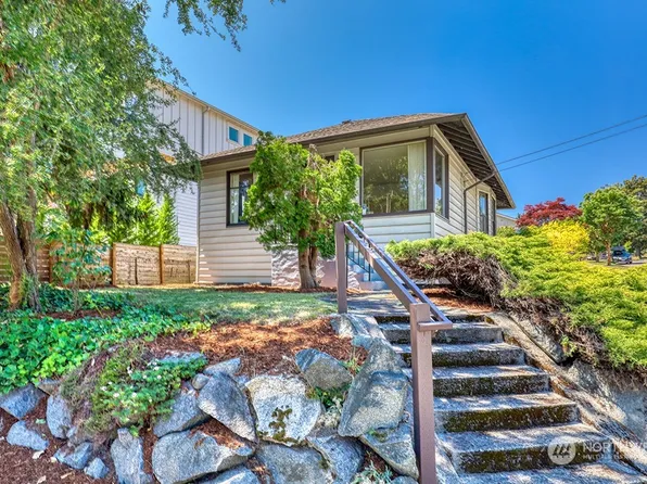 5057 38th Avenue NE, Seattle, WA 98105