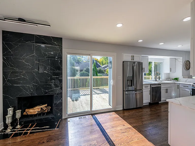 380 Ventura Club Dr — Photo 5