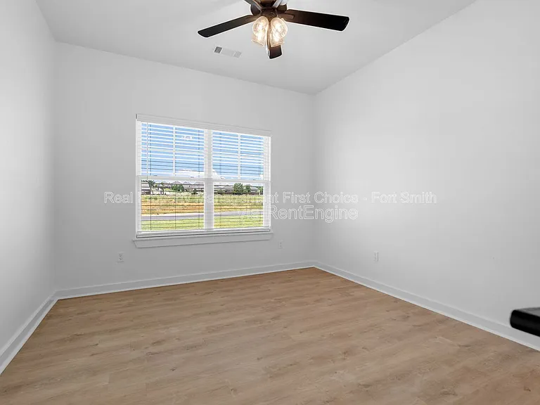 8705 Cantera Dr #B — Photo 18