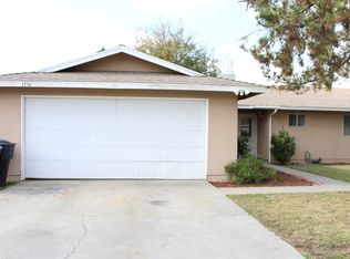 1156 Edgewood Dr, Hanford, CA 93230