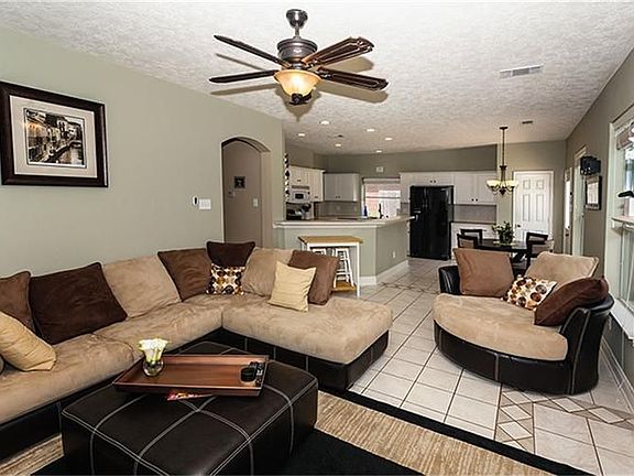 5th image of 6501 River Glen Ct