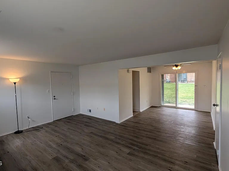 226 Sawmill Rd — Photo 5
