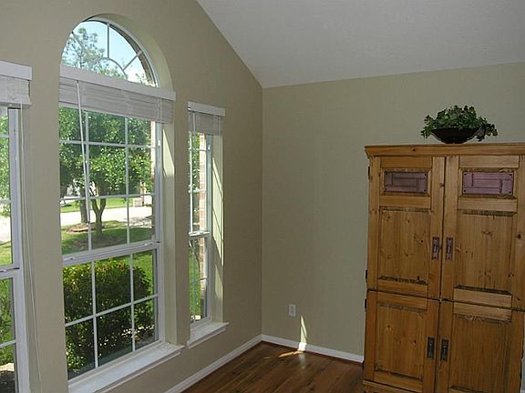 5th image of 12018 Snowcrest Ct