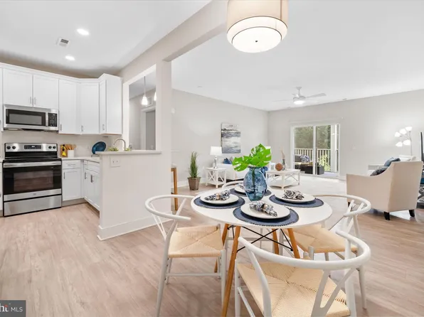 30609 Cedar Neck Rd #3205, Ocean View, DE 19970