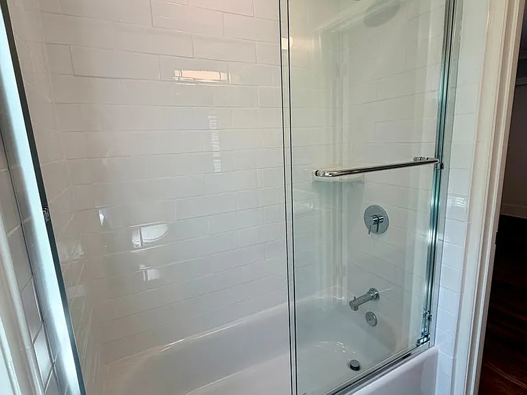 Laurel Oaks Apts — Photo 49