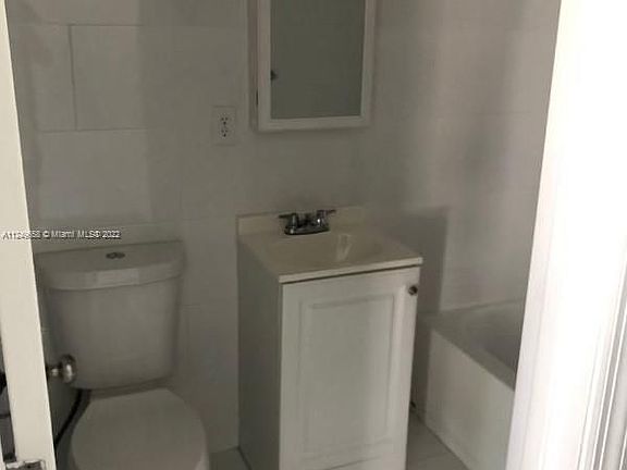 5th image of 4280 NE 16th Ave #0
