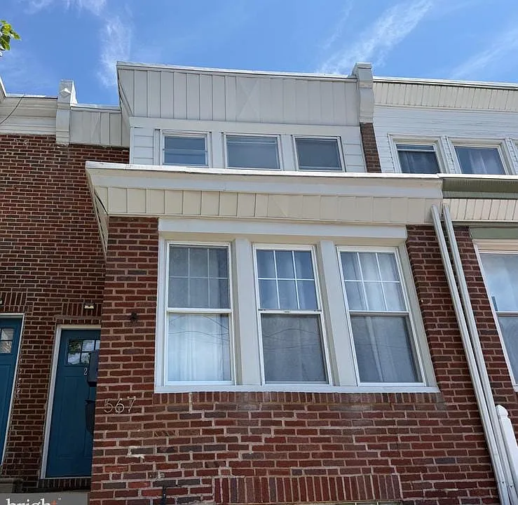 567 Van Kirk St #2