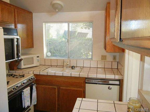 4th image of 6300 Shoup Ave Unit 6