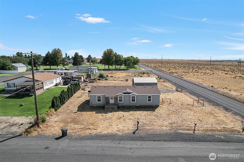 2nd image of 1105 W 4th Avenue