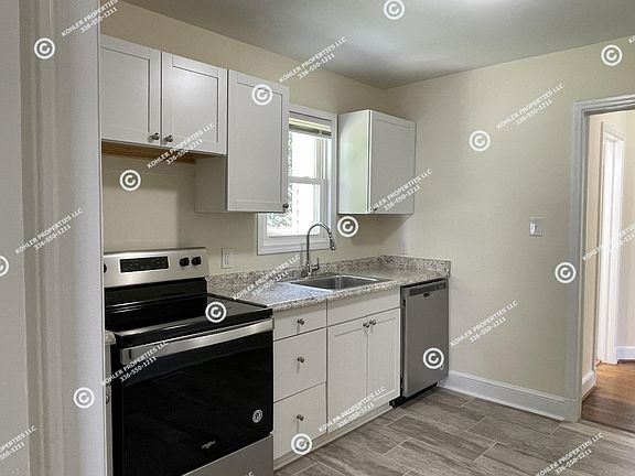 2nd image of 1504 W Florida St