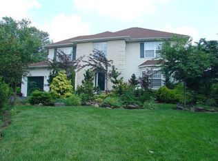 5 Poinsett Dr, Lawrence Township, NJ