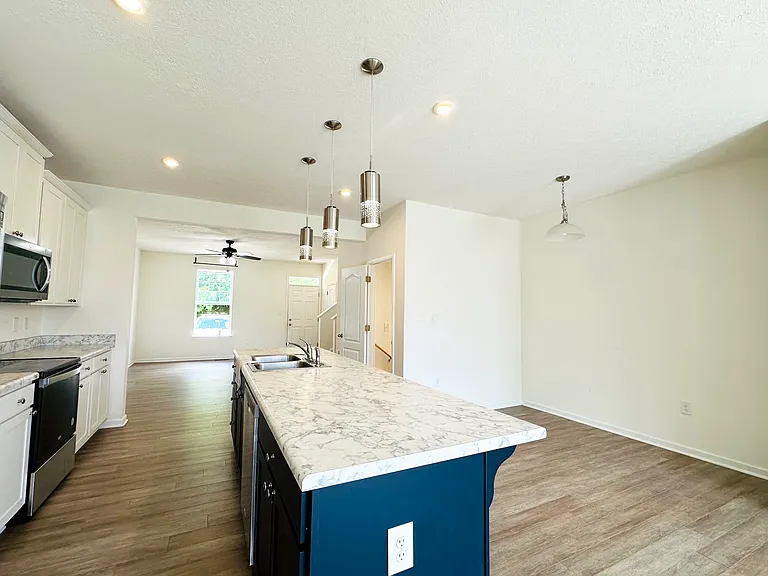 207 Falling Leaf Ln #207 — Photo 6