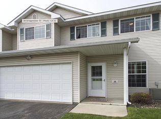 38 Bridgewater Trl, Hudson, WI 54016