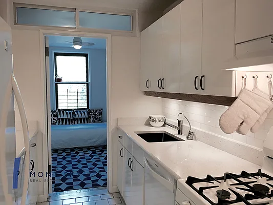 Sold by Mont Sky Real Estate | media 3