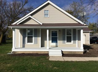 303 E 1st St, Sheridan, IN 46069