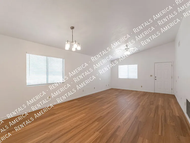 8668 S Desert Dove Dr — Photo 2