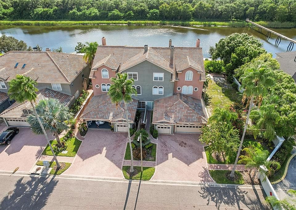 1st image of 1802 LAGO VISTA BOULEVARD