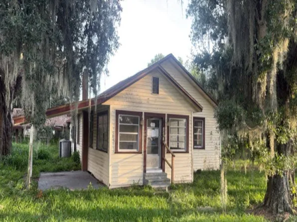 515 Orange St, Mulberry, FL 33860