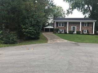 6704 Shareith Dr, Louisville, KY 40228