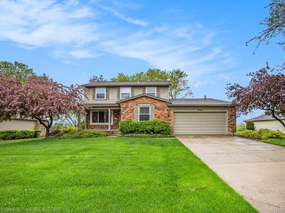 965 Dahlia Ln, Rochester Hills, MI, 48307