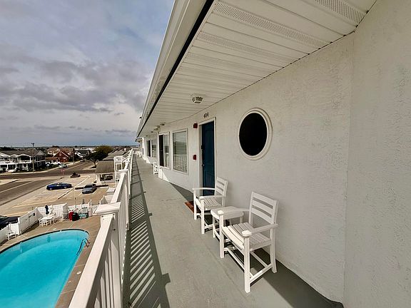 5th image of 6109 E Atlantic Ave #404