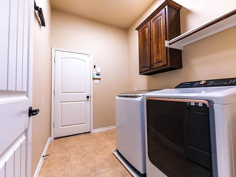 9404 National Pines Dr — Photo 16