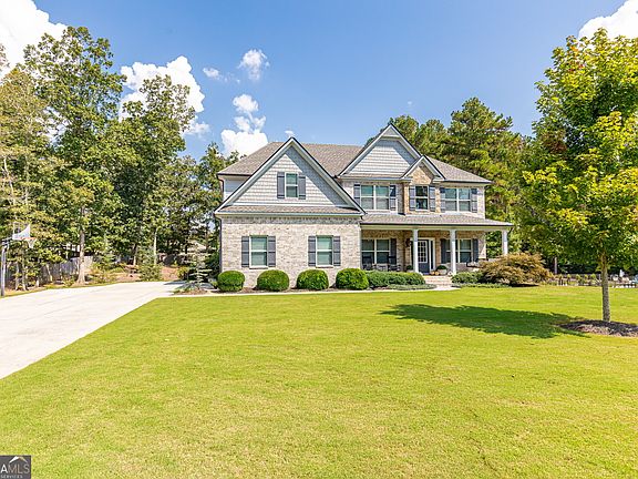 2nd image of 620 Creekside Trce