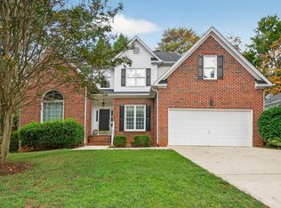 107 Tower Hamlet Dr, Cary, NC 27518